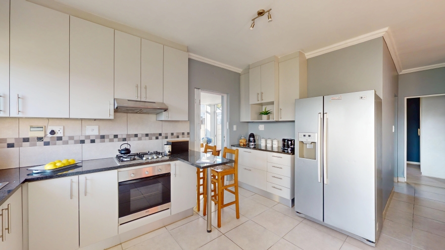 2 Bedroom Property for Sale in Wellington Central Western Cape
